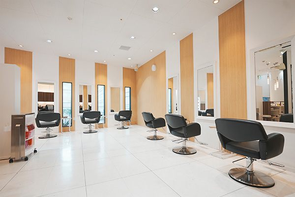 hair salon blossy.／ブロッシー
